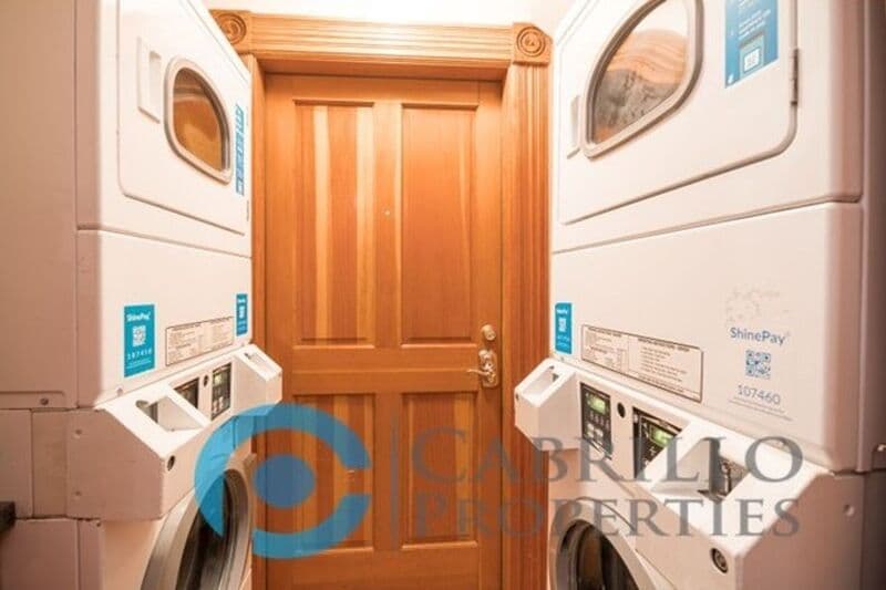 San Diego Condo: 1499 J Street