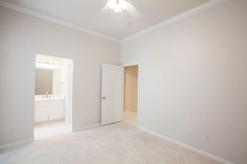 Frisco House: 6976 Valley Brook Drive