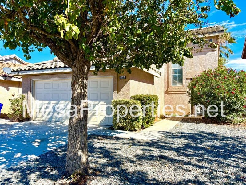 Victorville House: 14565 Windmill Rd