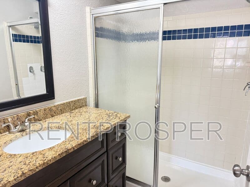 Orlando Condo: 4022 Versailles Dr