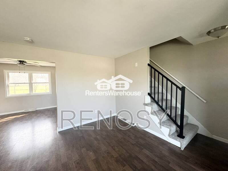 Des Moines House: 4924 Madison Ave