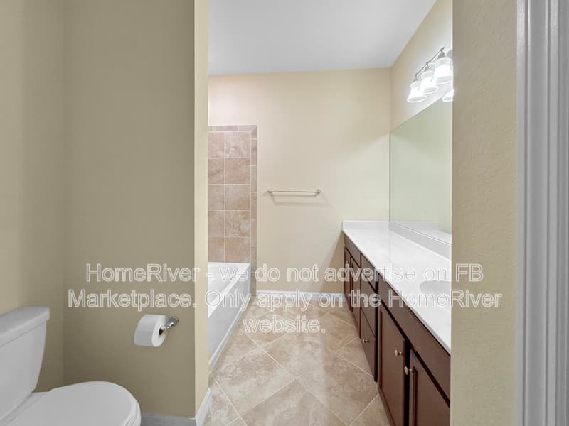 Fort Myers House: 10176 Via Colomba Cir