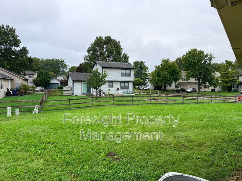 Columbus House: 3850 Heatherglen Drive