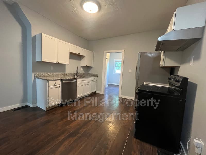 Columbus Condo: 114 Dana Ave