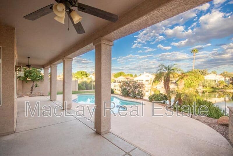 Chandler House: 3661 S Barberry Place