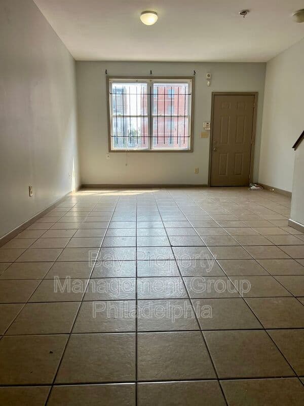 Philadelphia House: 2154 N Carlisle St