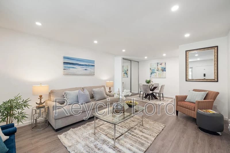 San Bruno Condo: 410 Boardwalk Ave