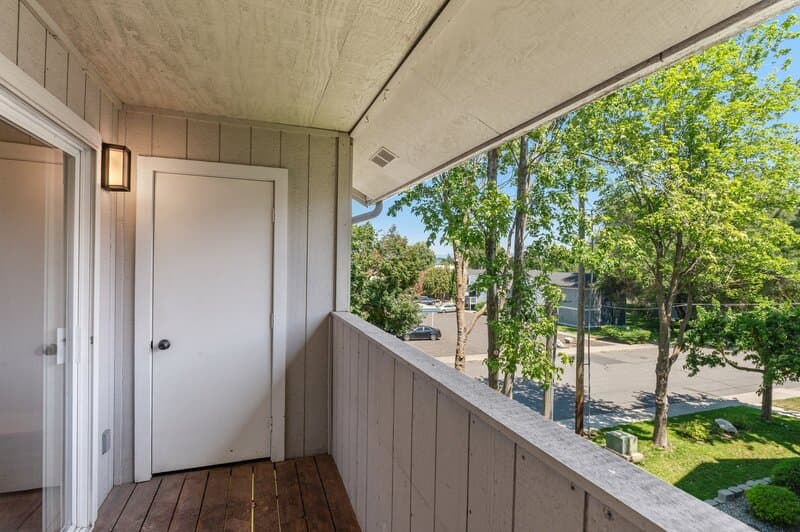 Spokane Valley Condo: 10820 E 3rd Ave - 7