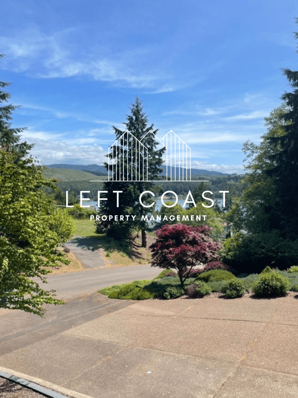 Lincoln City House: 1545 Northeast Regatta Way