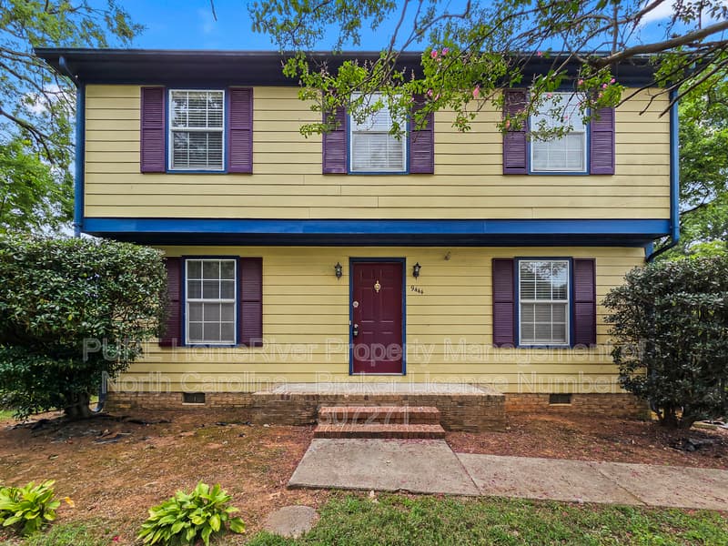 Mint Hill House: 9444 Stately Oak Ln