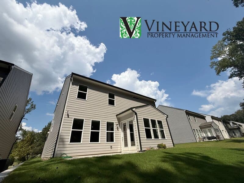 Holly Springs House: 265 Birchwood Row