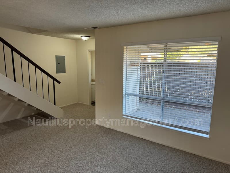 Santa Cruz Townhome: 127 Castillon Terrace