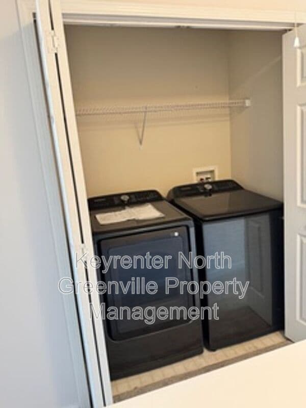Greenville House: 612 Graythorn Ln