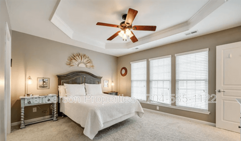 Fort Mill House: 920 Lyndley Dr
