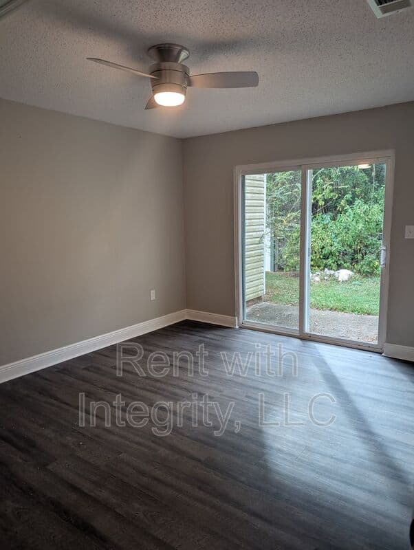 Tallahassee House: 453 Cactus Street