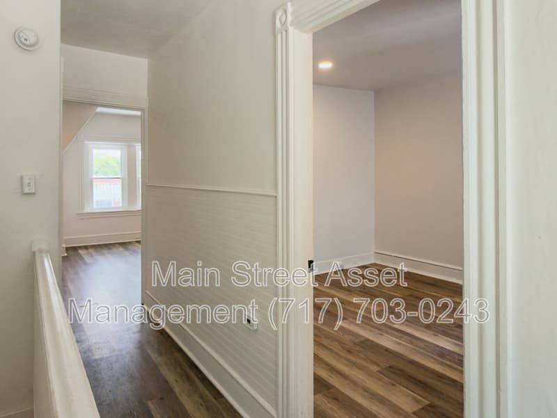Lancaster Condo: 15 S Ann