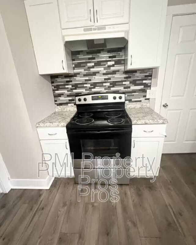 Milwaukee House: 4678 N 49th St