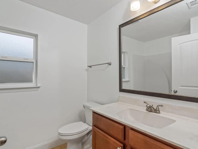Crestview House: 407 East Field Avenue