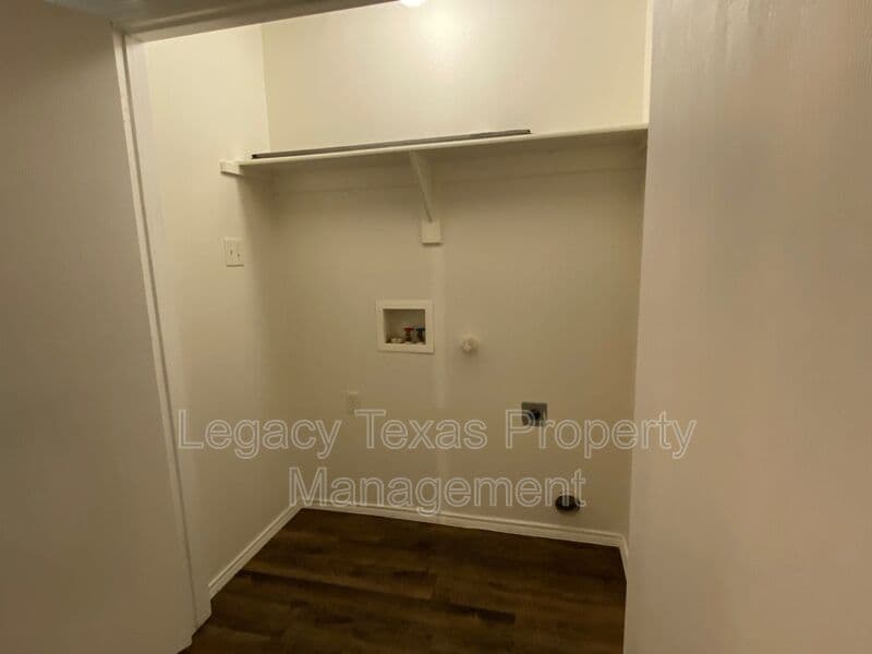 CLEBURNE House: 641 C WOODARD