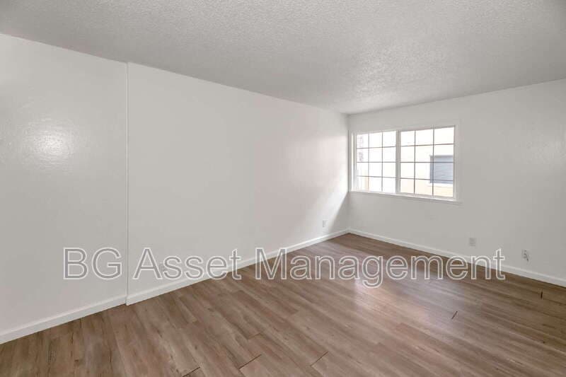 Vallejo Condo: 212 Westwood Street