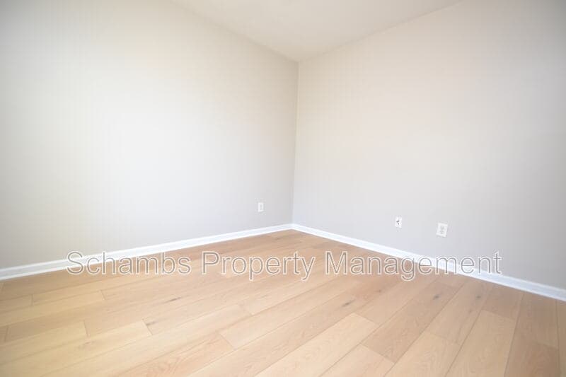Raleigh Condo: 824 Cumberland St
