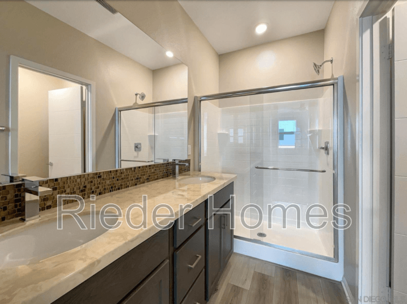 Chula Vista House: 2023 Luzon Ln