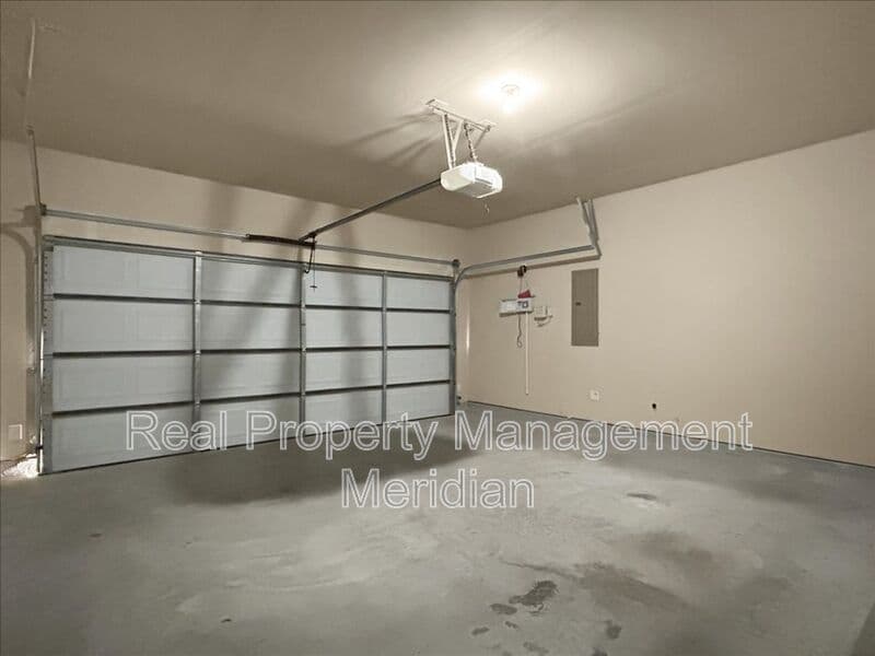 Fort Worth House: 12312 Walden wood Dr