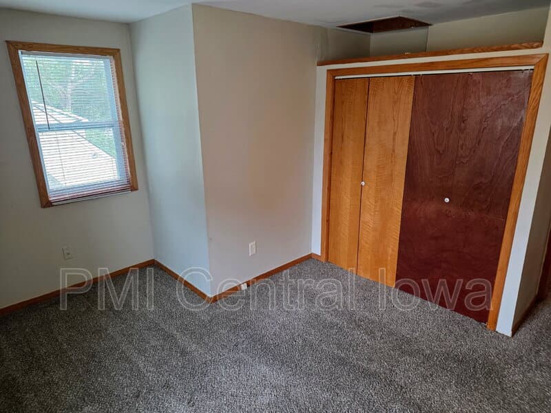 Des Moines Condo: 4131 55th Street