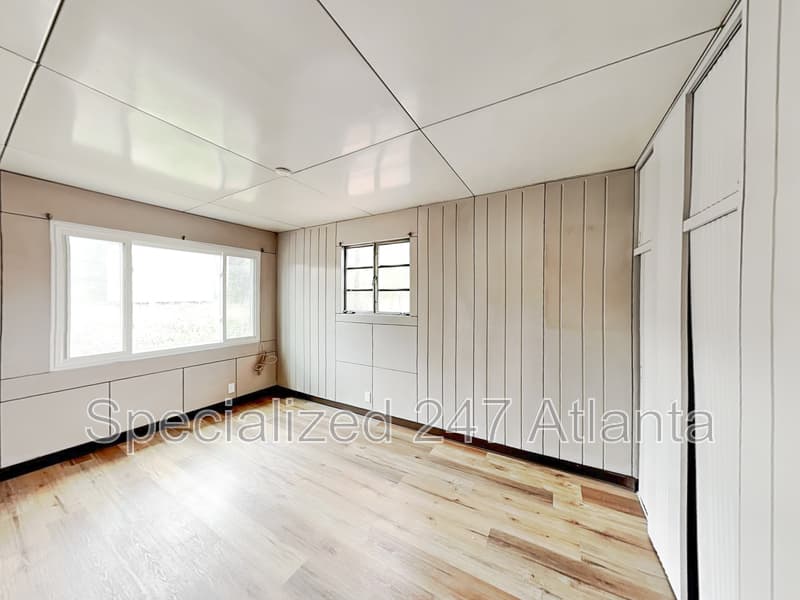 Atlanta House: 832 Burchill St SW