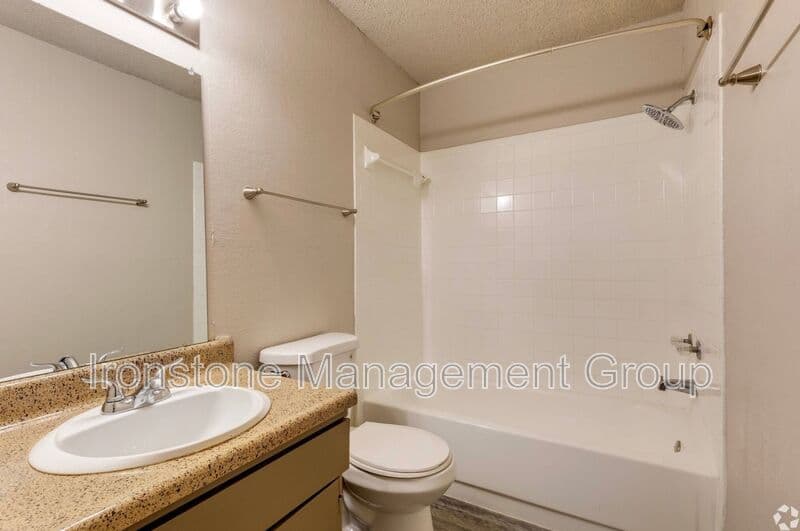 Tulsa House: 5307 E 47th Pl