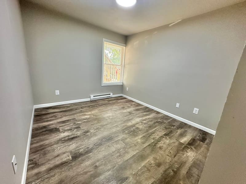 Oshkosh Condo: 825 Wisconsin Street - 3C