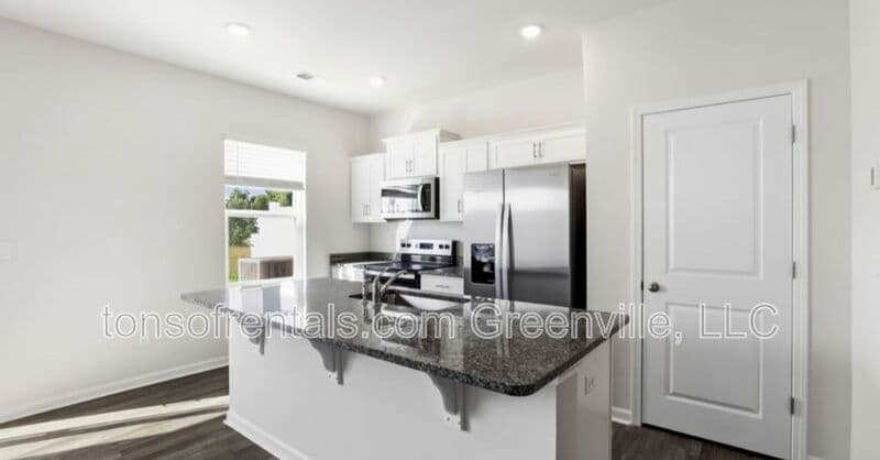 Greer Townhome: 773 Embark Circle