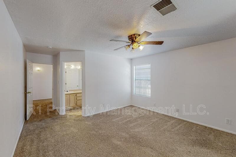 Rio Rancho House: 1729 Chamisa Road Northeast