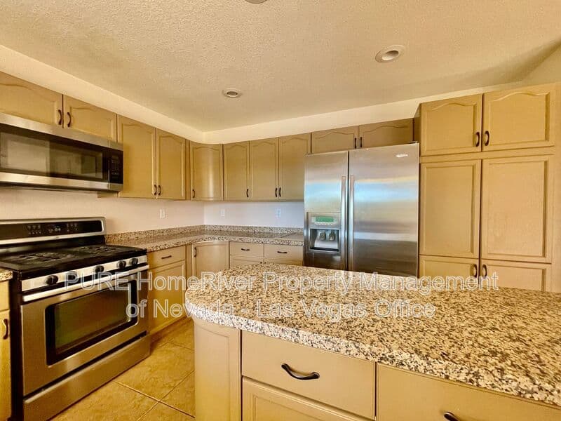 Las Vegas House: 4748 Hamburg St.