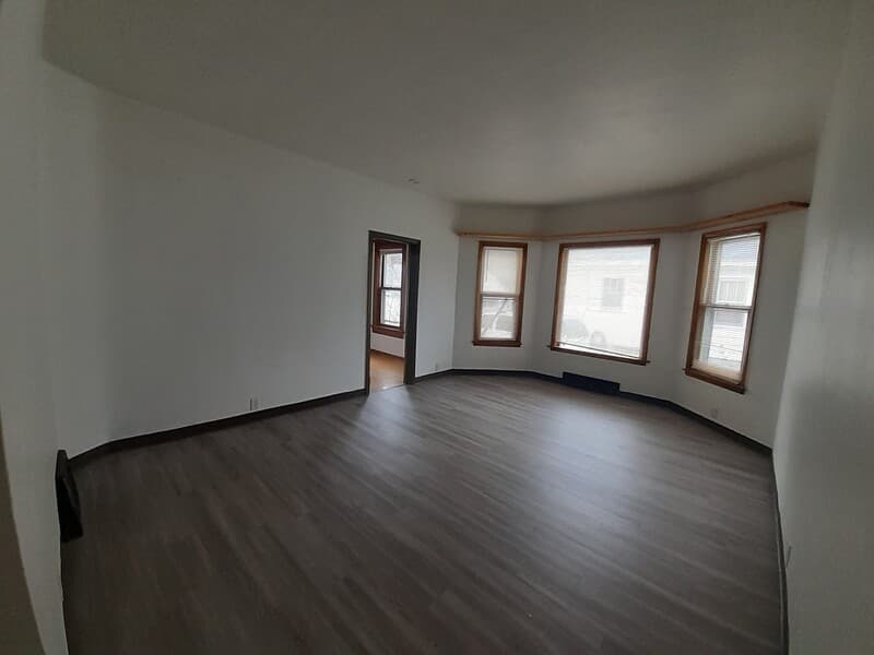Green Bay Condo: 1536 Cedar Street - Lower