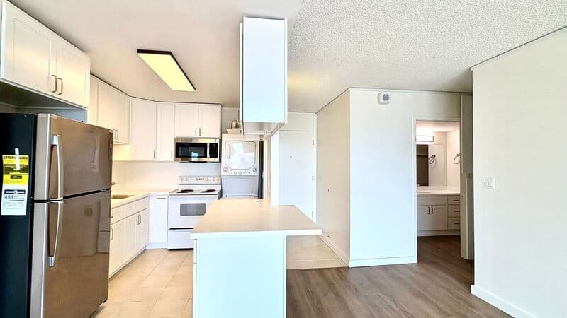 Honolulu Condo: 670 PROSPECT ST