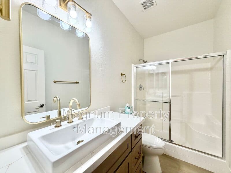Temecula House: 46383 Vianne Ct