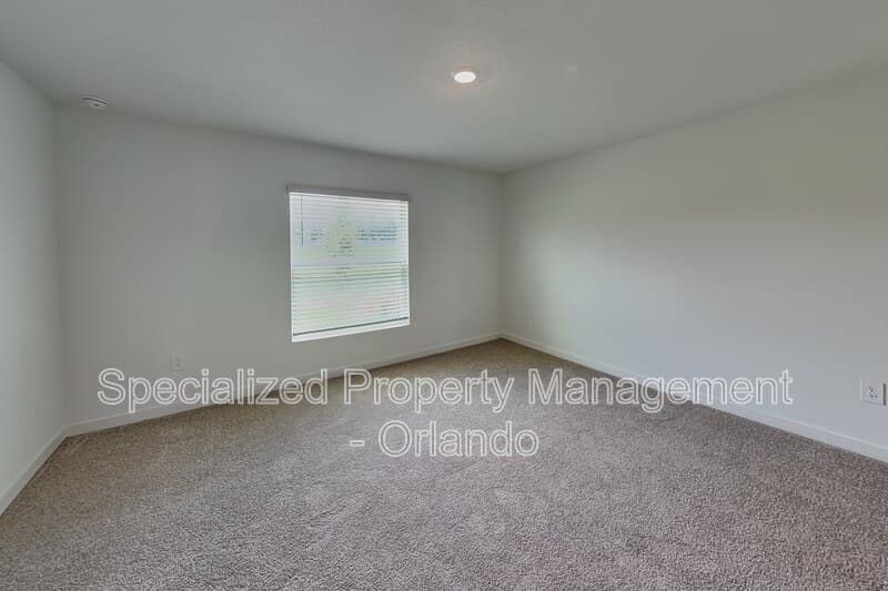 Ocala House: 4838 NW 16th Ln