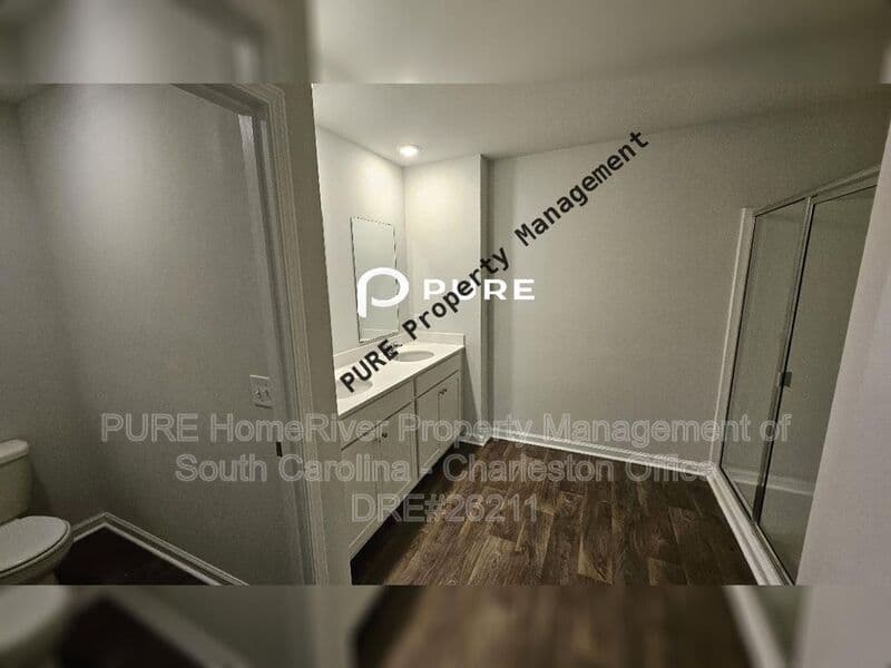 Summerville House: 108 Sweet Cherry Ln