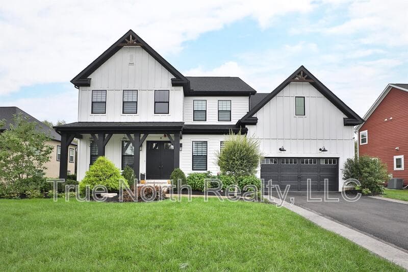 Lewis Center House: 2246 Koester Trace