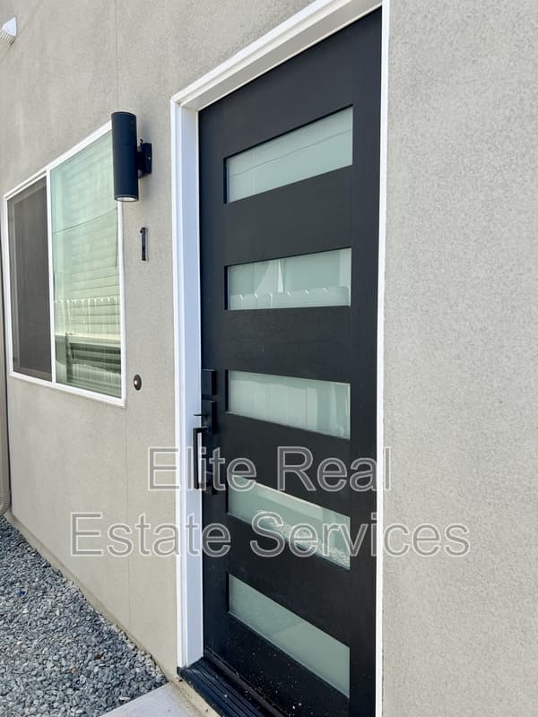 San Diego Condo: 3315 Clairemont Mesa Boulevard - 1