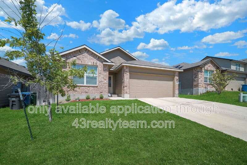 San Antonio House: 6927 Altair Chase