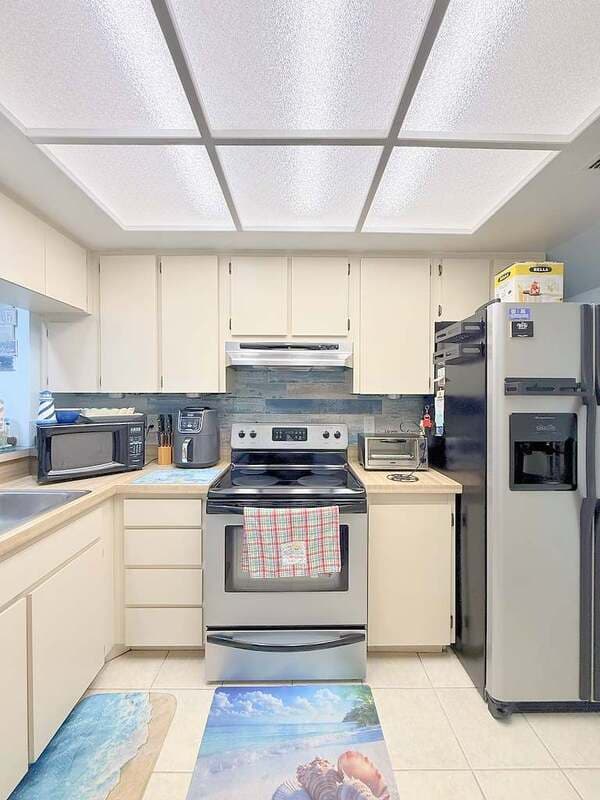 Safety Harbor Townhome: 1723 Cypress Trace Drive