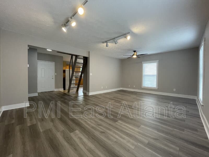 Atlanta Apartment: 486 Old Wheat St NE