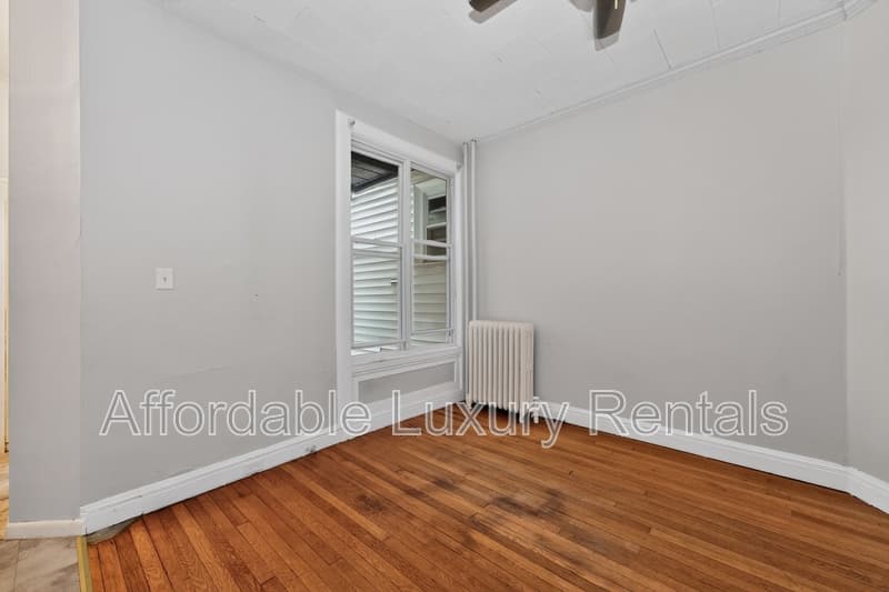 Albany Condo: 102 S Lake Ave