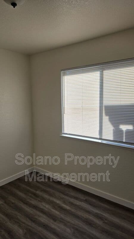 Vacaville House: 376 Marna Dr.