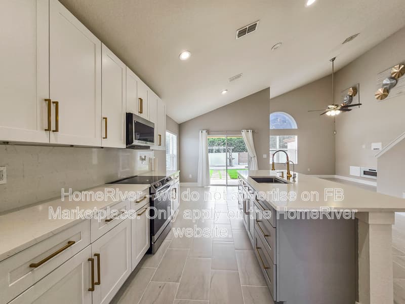 Ocala House: 5002 SW 58th Pl