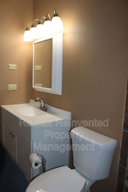 Augusta House: 2248 Winston Way