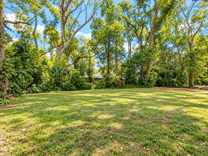 Jacksonville House: 3137 1st St W