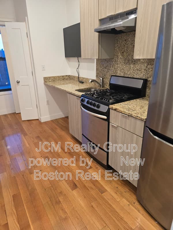 Chelsea Condo: 21 Fifth Street